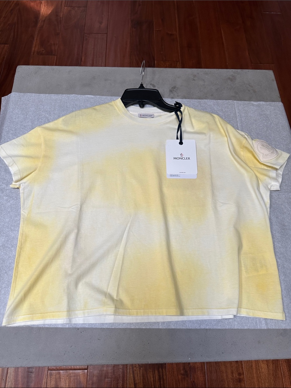 Authentic Moncler T-Shirt Girocollo - Picture 1 of 11